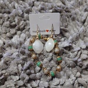 Elegant Gold and Green Beaded Jewelry Set
